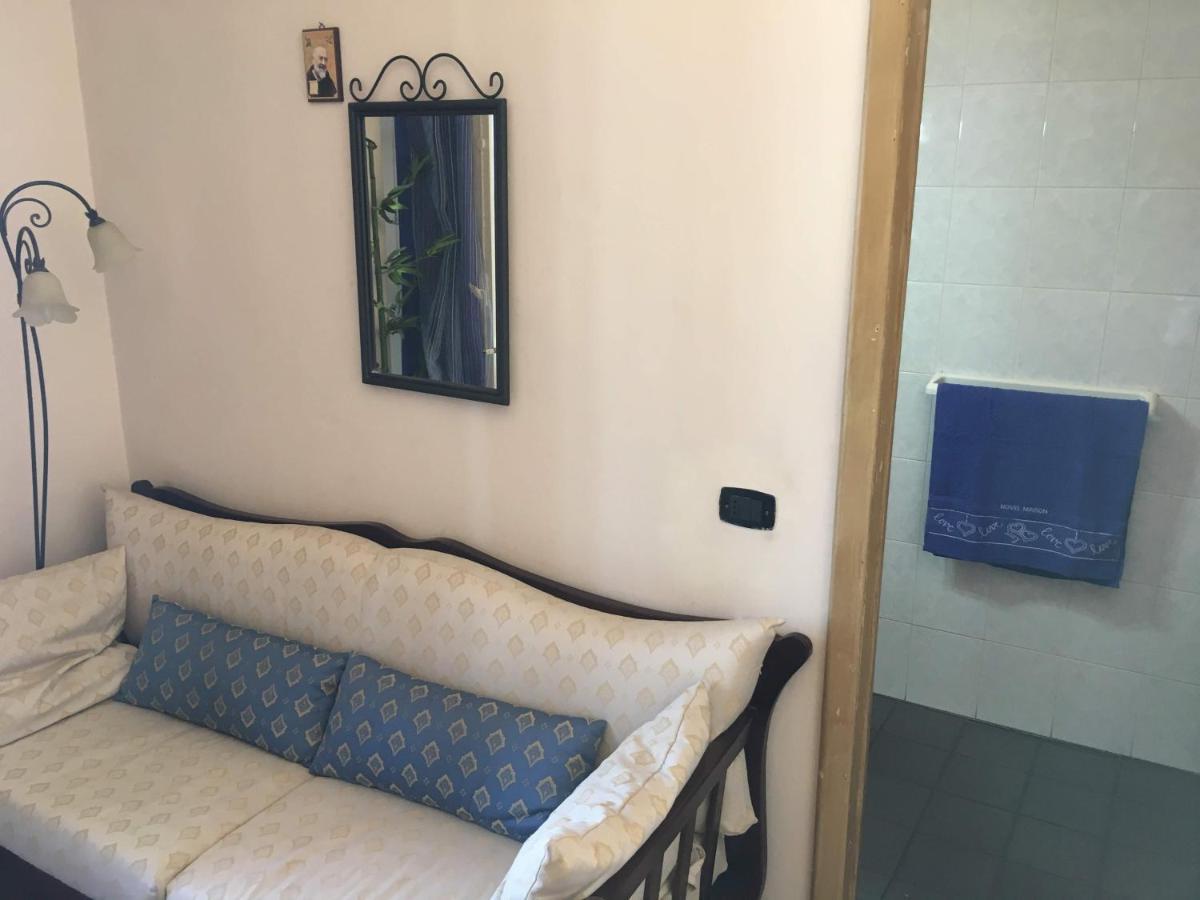 B&B Mistral Di Lizzio Salvatore Джарре Экстерьер фото