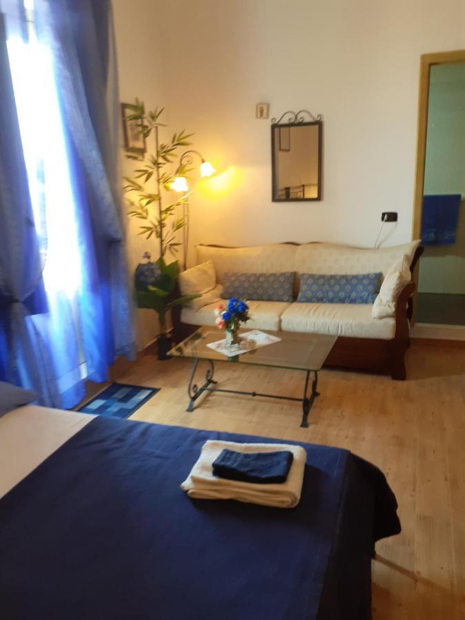 B&B Mistral Di Lizzio Salvatore Джарре Экстерьер фото
